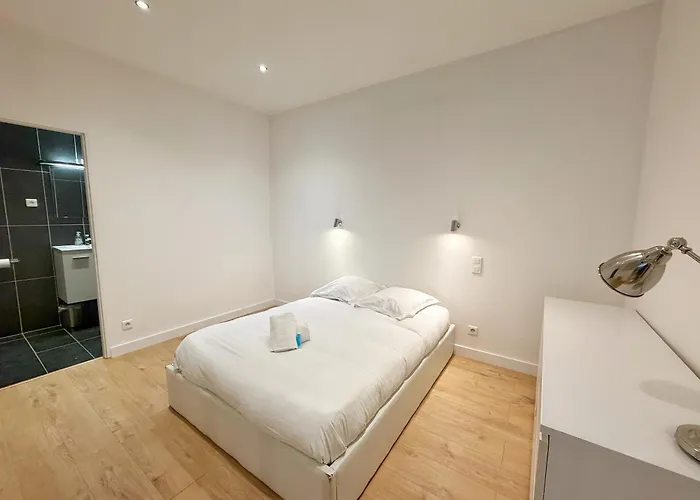 Le Saint-henri - Centre - Calme - Climatisation Apartman *